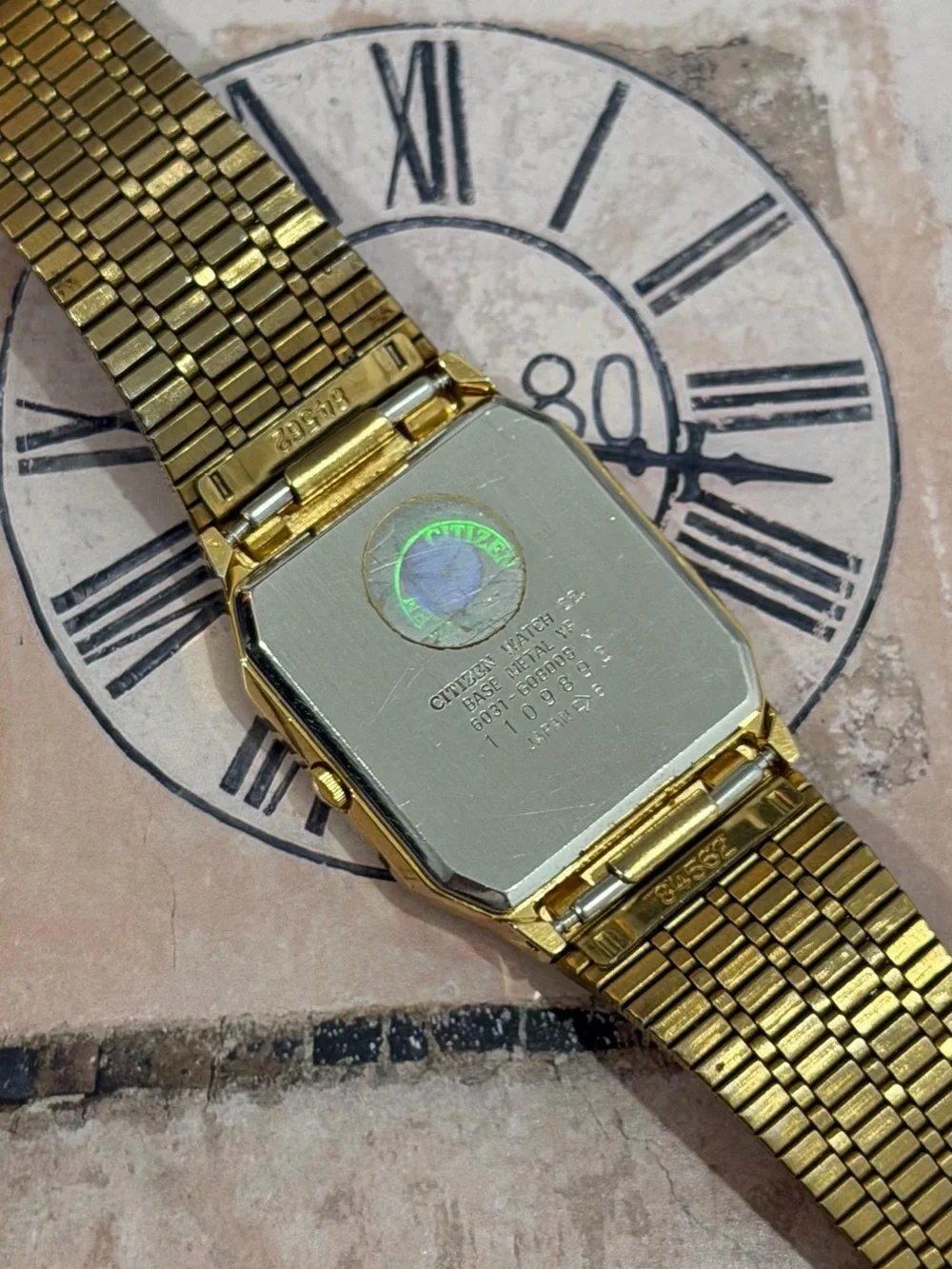 Vintage 1980s Citizen Quartz 6031-G08008 Men’s Watch